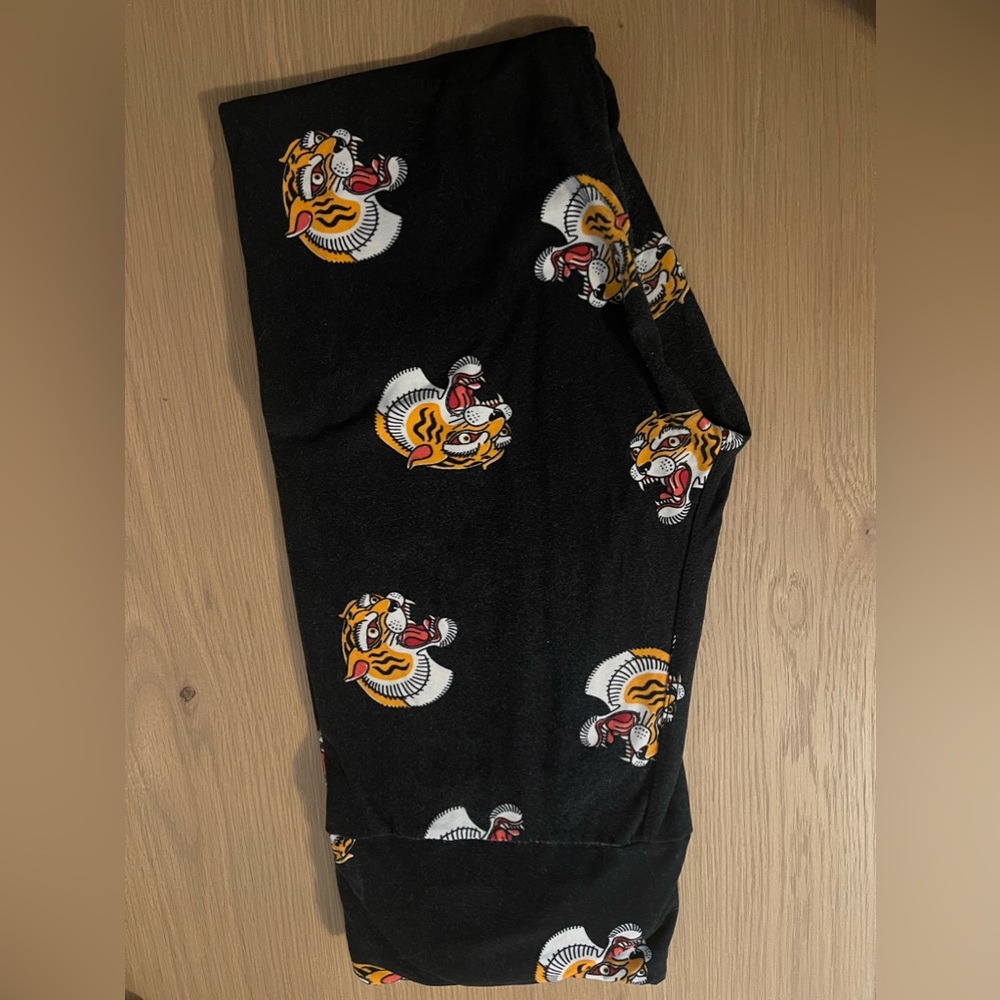One Size LuLaRoe leggings